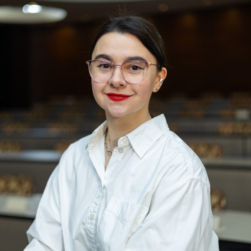  Yuliya  Goss