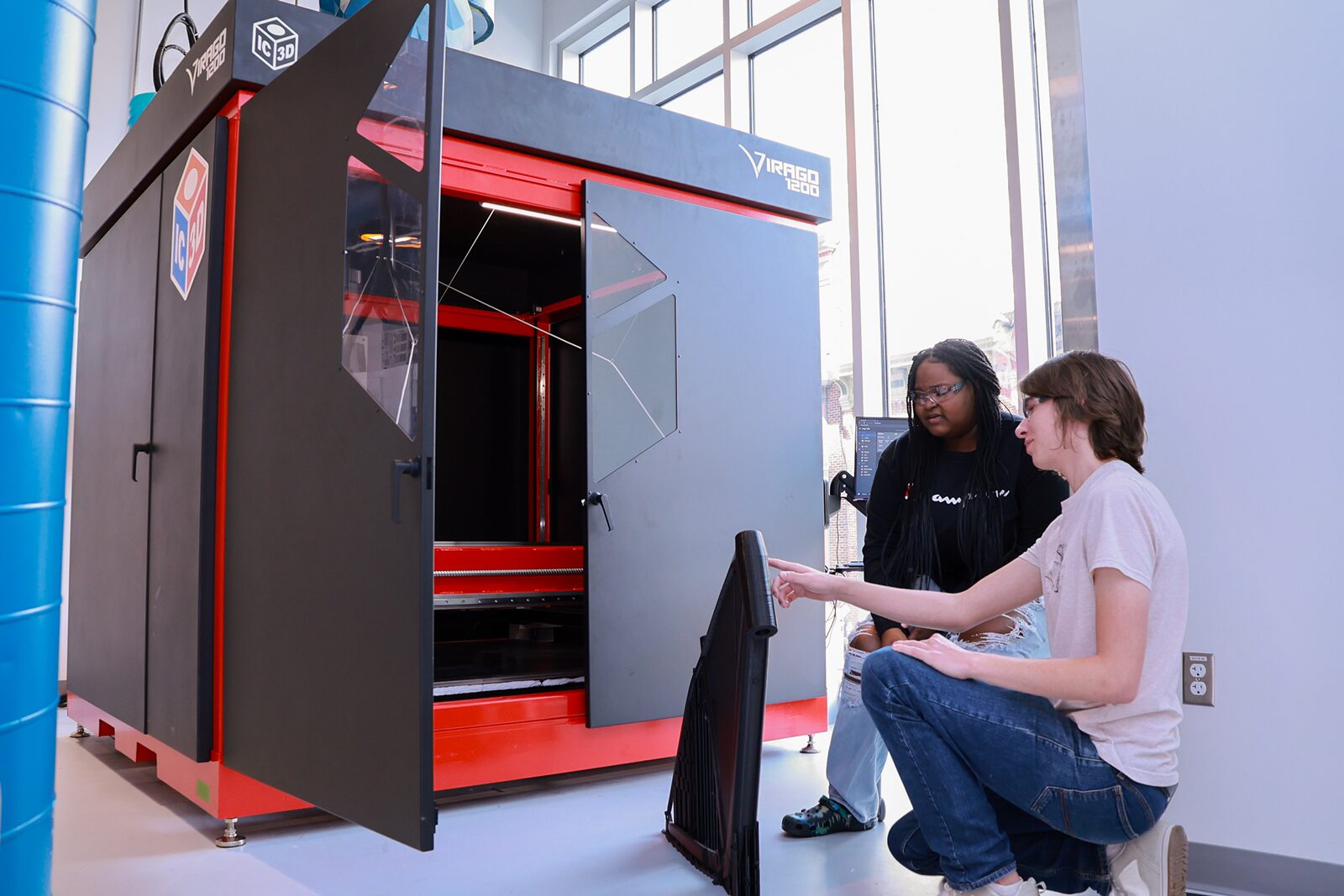 students 3D printing