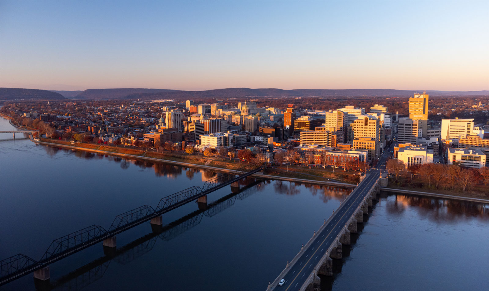 panoramic view of the city of Harrisburg along the Susquehanna River