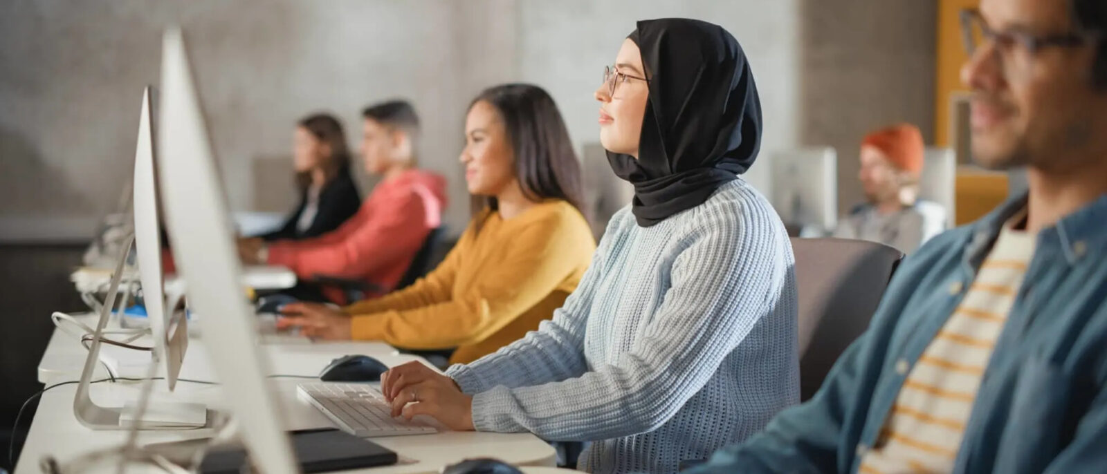 HU instructor attends identity inclusion computer science education summit